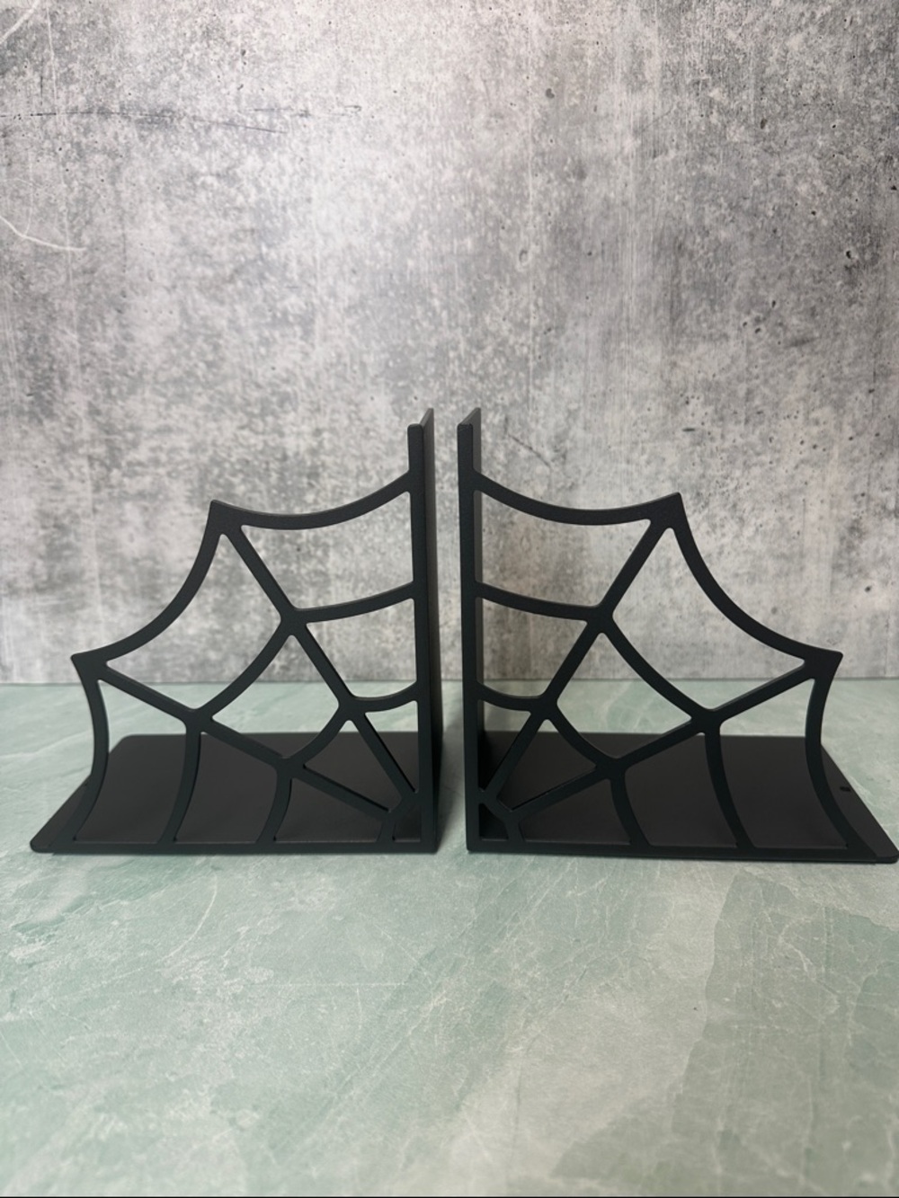 Litjoy Black Spiderweb Metal Bookends